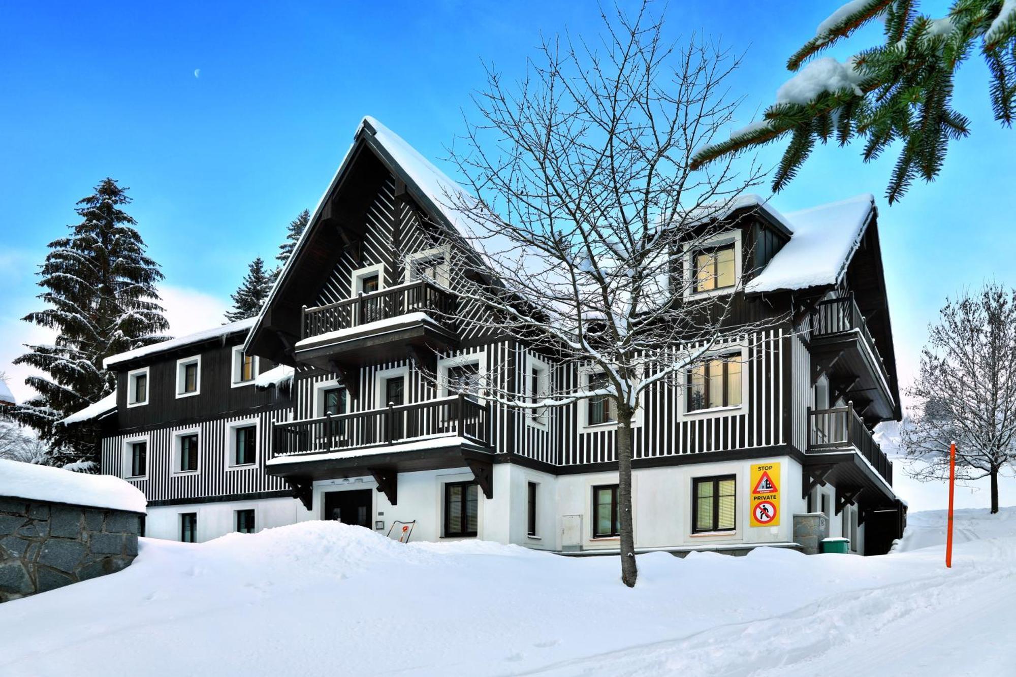 Apartment Hradecanka
